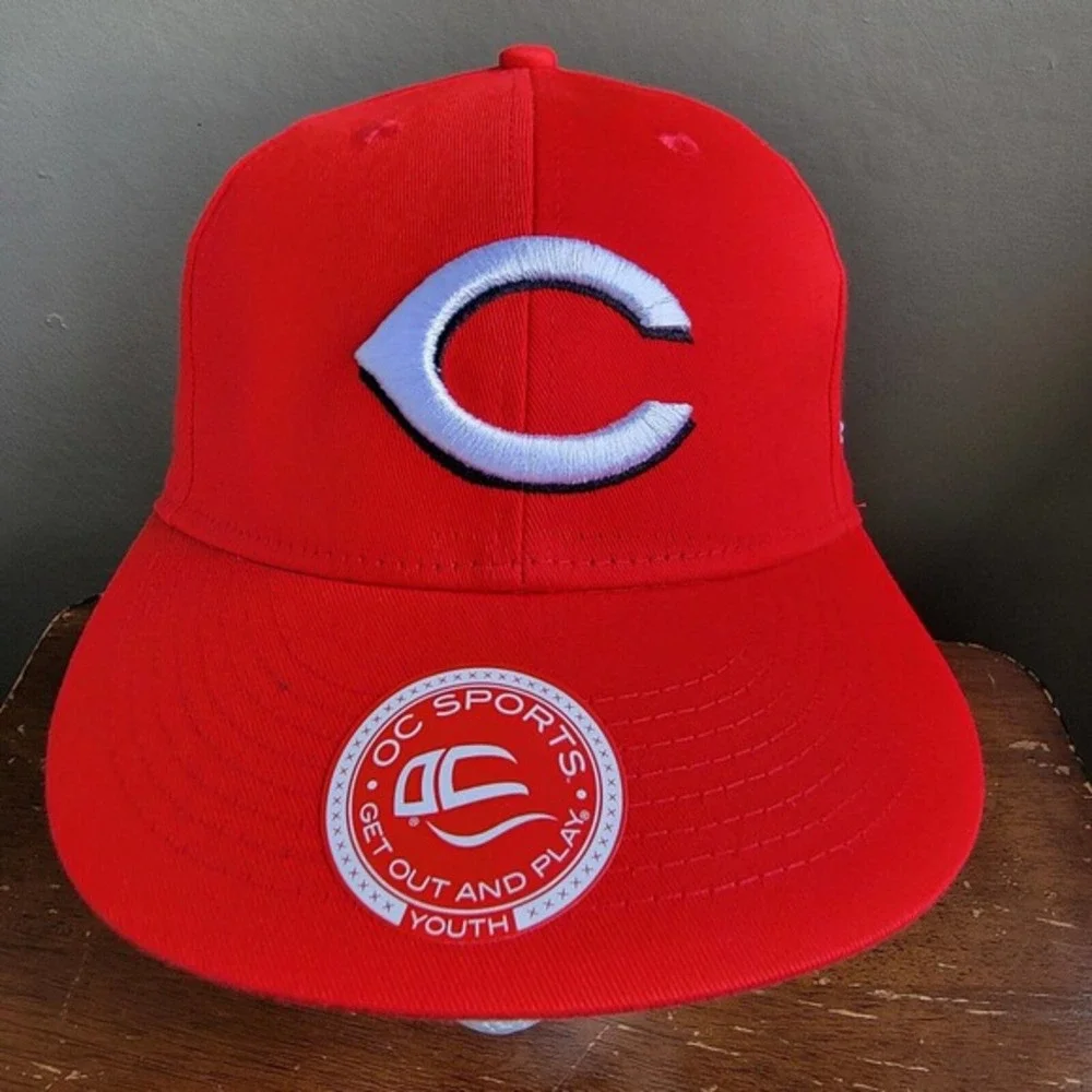 OC‎ Sports Cincinnati Reds YOUTH Adjustable Strapback Hat Baseball Cap Red NWOT